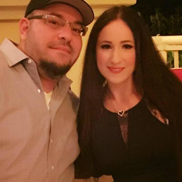 Meet your Posher, Shira - Picture 1 of 1